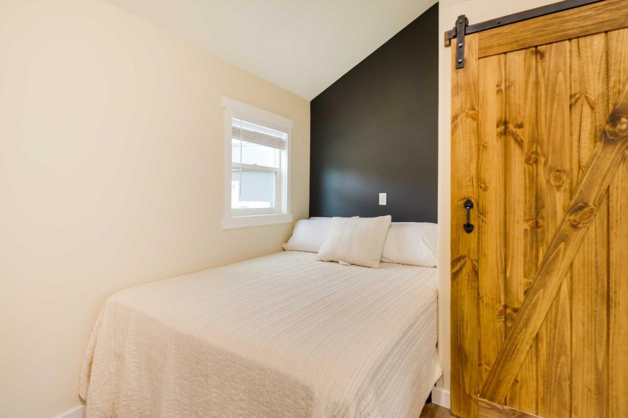 Columbia Falls Studio 20 Mi To Glacier Natl Park エクステリア 写真